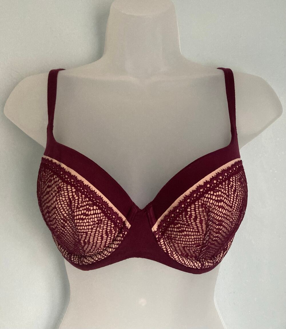 Victoria's Secret Bra 32DD Body By Victoria Lined Demi Casual Everyday